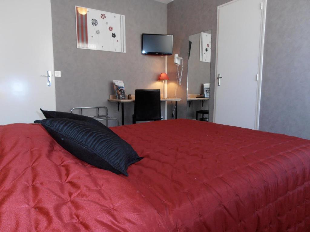 Le Crystal Hotel Amiens Esterno foto